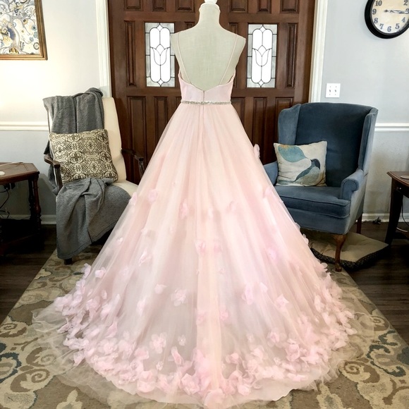 Sz 6 Pink Sherri Hill Ballgown - Picture 5 of 7